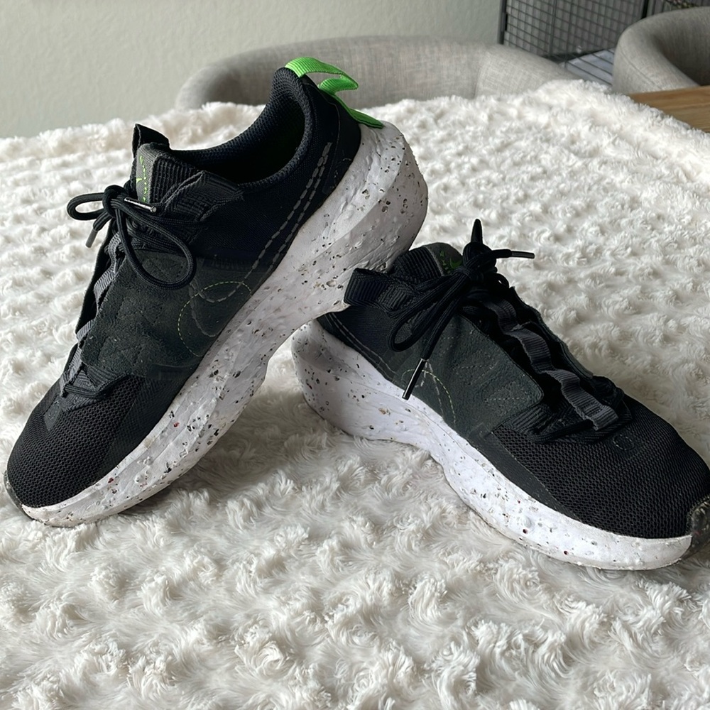 🔥NIKE IMPACT CRATER SNEAKERS 🔥 Women’s size 6.5